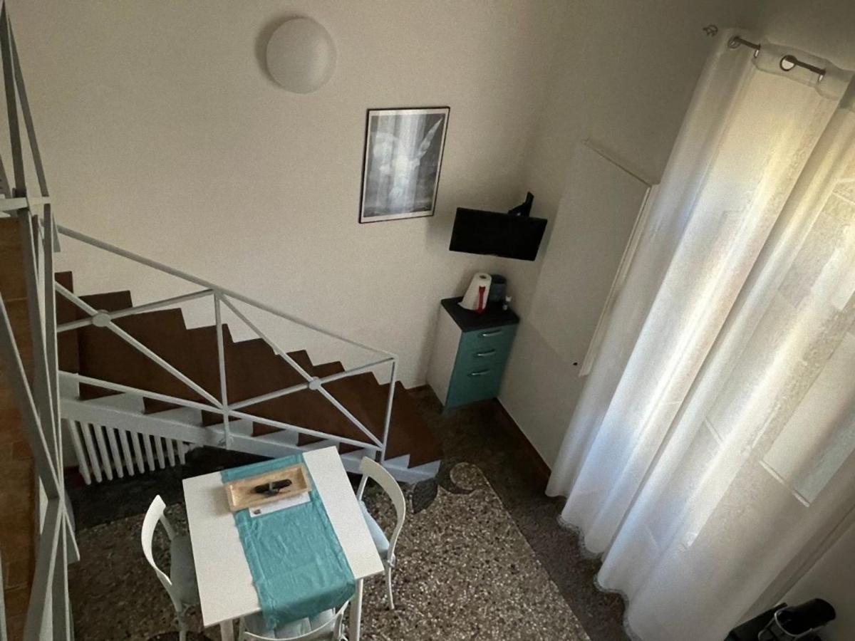 Centralissimo Appartamento Su Due Livelli 1 Турин Экстерьер фото