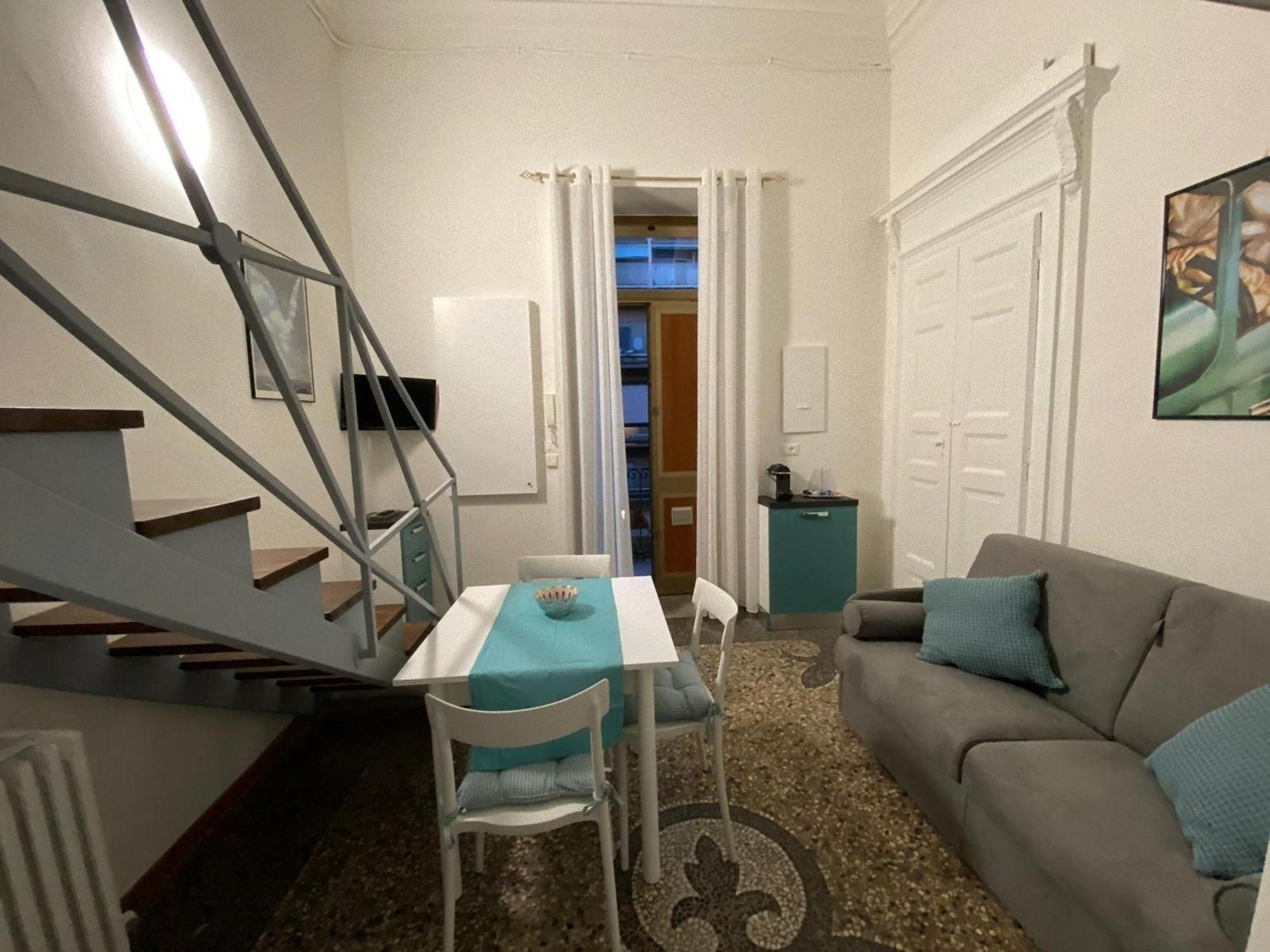 Centralissimo Appartamento Su Due Livelli 1 Турин Экстерьер фото